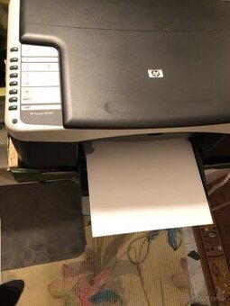 Predám v BA používanú tlačiareň hP Deskjet F2180 za 10e