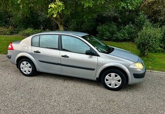 Renault Megane sedan 1.4i 16v 72kw - 1. majiteľ