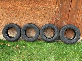 Zimné pneumatiky 215/70 R16