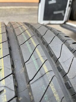 Nové Michelin Agilis 3 215/65 R16 C 106/104T DOT4922, 301