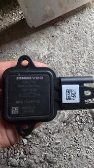 Bmw e90 330i váha vzduchu - 1