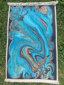 Koberček / tapiséria 82 x 51 cm