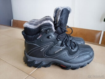 Damska zimna vodeodolna sportova obuv SALOMON.