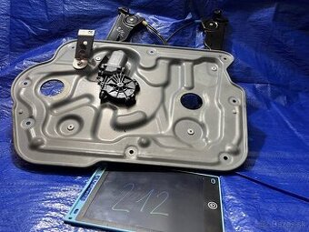 NISSAN QASHQAI STAHOVACKA PREDNA PRAVA