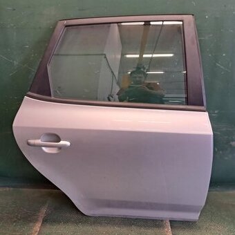 Zadne prave dvere Kia ceed (2006-2012)