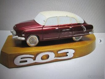 staré hračky -tatra 603 hliníkový odliatok