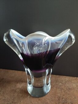 Váza z hrubého skla