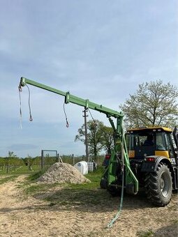 Žeriav na traktor