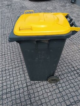 Smetná nádoba 240L