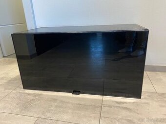 Ikea nástenná skrinka
