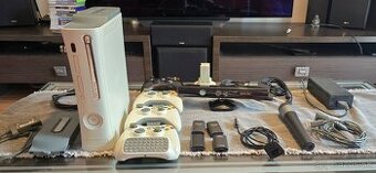 Predám Xbox 360 Elite FF13 Edition + periférie
