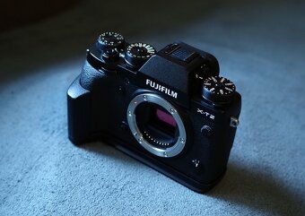Fujifilm X-T2 s príslušenstvom
