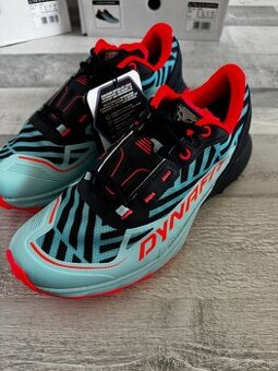 NOVÉ Dynafit Ultra 50 Graphic 38 a 38,5 NOVÉ