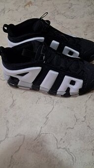 Predam Nike Air More Uptempo Low "Panda"