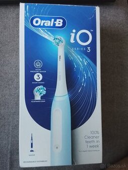 Oral B zubná kefka
