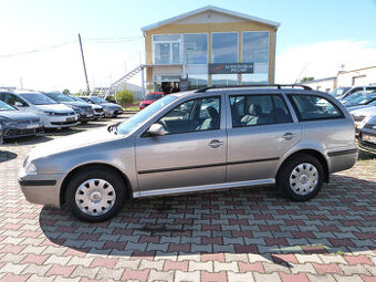 Škoda Octavia Combi 1.6i TOUR