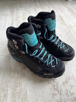 Dámske turistické topánky Salewa Crow GTX W