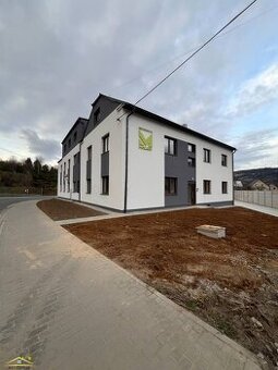 Predaj : 2 izbového bytu v v obci Staškov ( 248-B)