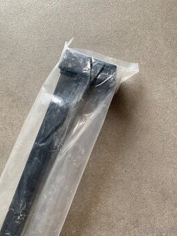 Drziak sklenenej zasteny - upevnovacie rameno - 1