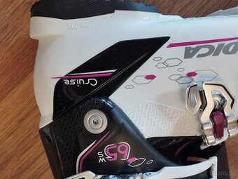 Predám lyže Rossignol Famous 4 + lyžiarky Nordica