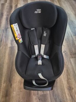 Britax Römer Dualfix Plus M i-size