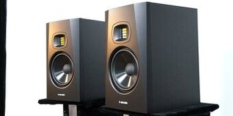Adam audio T7V