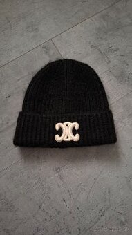 Cierna ciapka celine