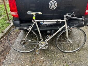 Cestný retro bicykel Favorit