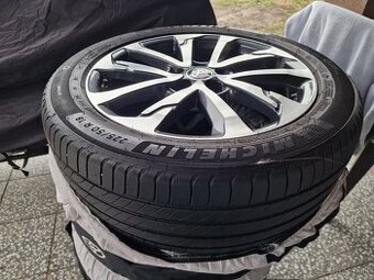 5x114,3 R18 orig. TOYOTA 225/50 R18 Michelin