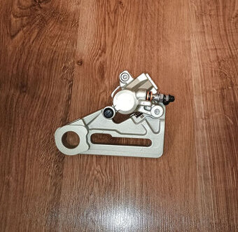 Brzdový strmeň zadný KTM, Husqvarna