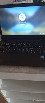 Predám ako nový málo používaný notebook Značky Lenovo