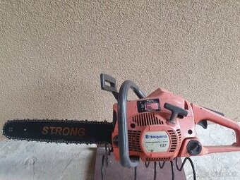 Motorová píla Husqvarna 137