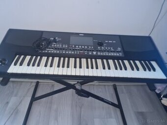 Korg pá 600