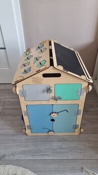 Detsky interaktivny domcek busy kids elis design