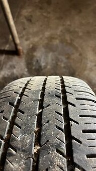 15.Michelin Agilis 51 215/65 R15C
