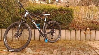 Ghost lektor custom build cca 10kg