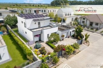 RODINNÁ VILA, HRUBÁ BORŠA, OKR. SENEC, CELOROČNÉ WELLNESS