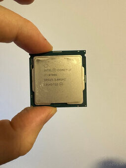 Predám procesor Intel Core i7-9700K – 8 jadier / 8 vlákien