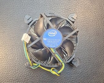 Originálny Intel chladič