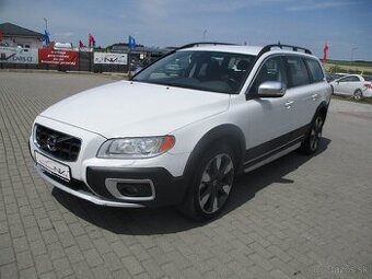 XC70 2,4D 120KW CROSSCOUNTRY AWD GPS XENON 2013