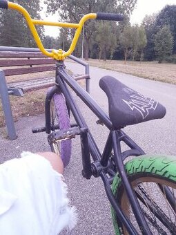 BMX - 1