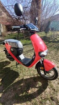 Predám elektro skúter : Super Soco CU MINI 600W 26Ah červený