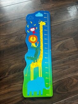 Detsky meter na stenu nepouzivany