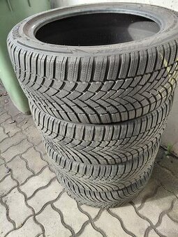 4x zimne Bridgestone 235/45R18
