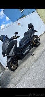 Yamaha TMAX 530 Black Max
