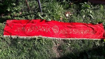 Kroj alebo liturgická textília