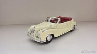 1:18 BMW 502