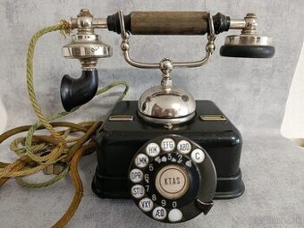 Kovový telefon KTAS D08 ve velmi zachovalém stavu