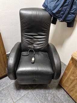 Kožené masážne kreslo