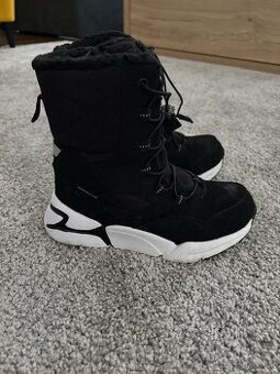 Dievčenské snehule veľ. 33